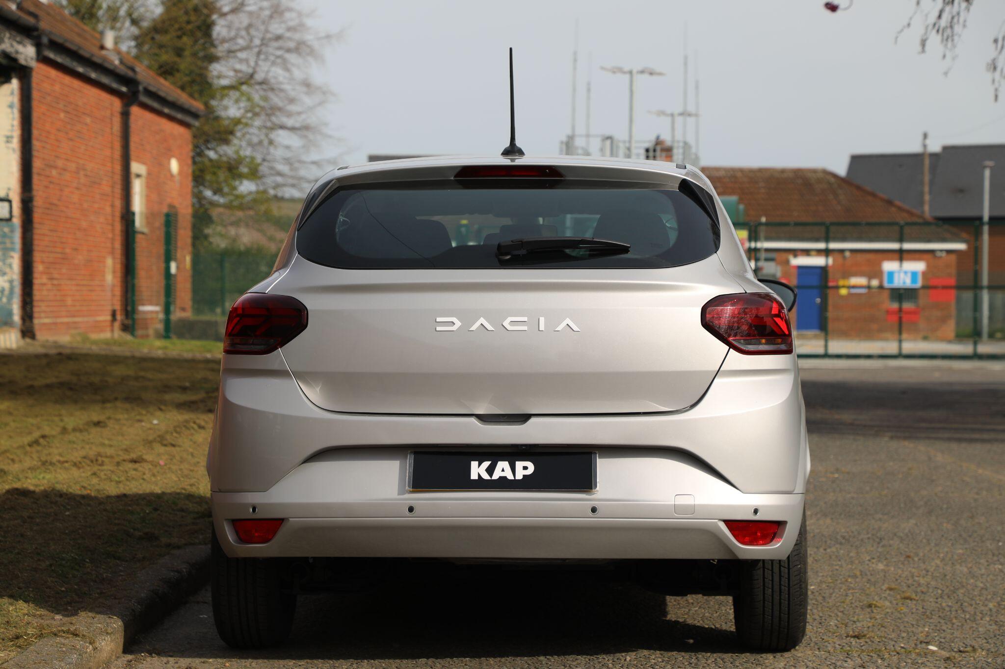 Large vehicle image